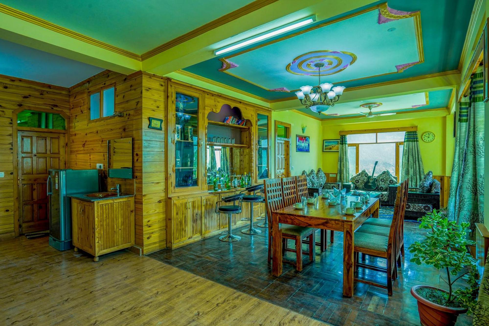 Woods Villa Cottage, Manali Екстер'єр фото