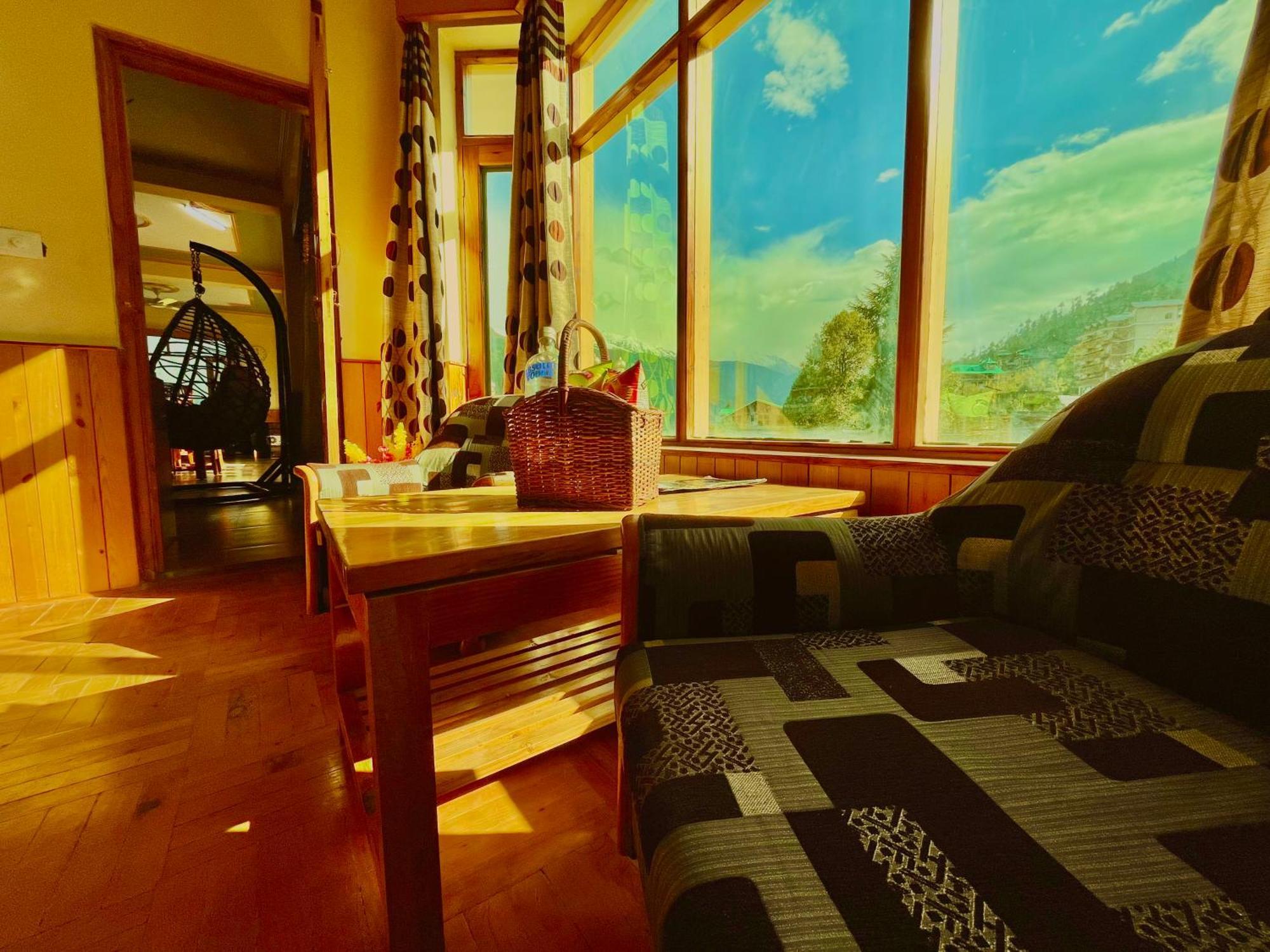 Woods Villa Cottage, Manali Екстер'єр фото
