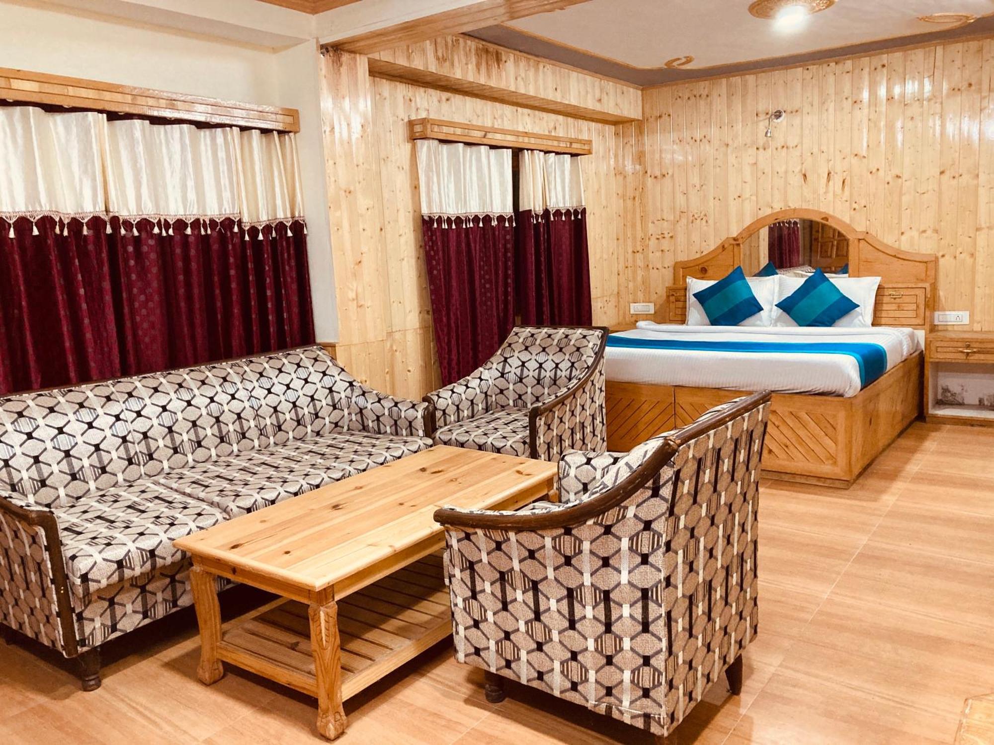 Woods Villa Cottage, Manali Екстер'єр фото