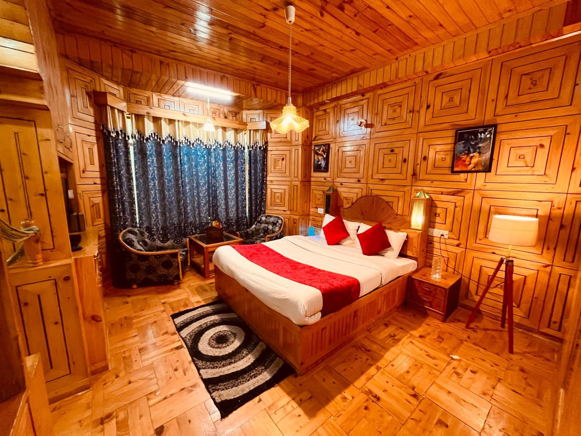 Woods Villa Cottage, Manali Екстер'єр фото