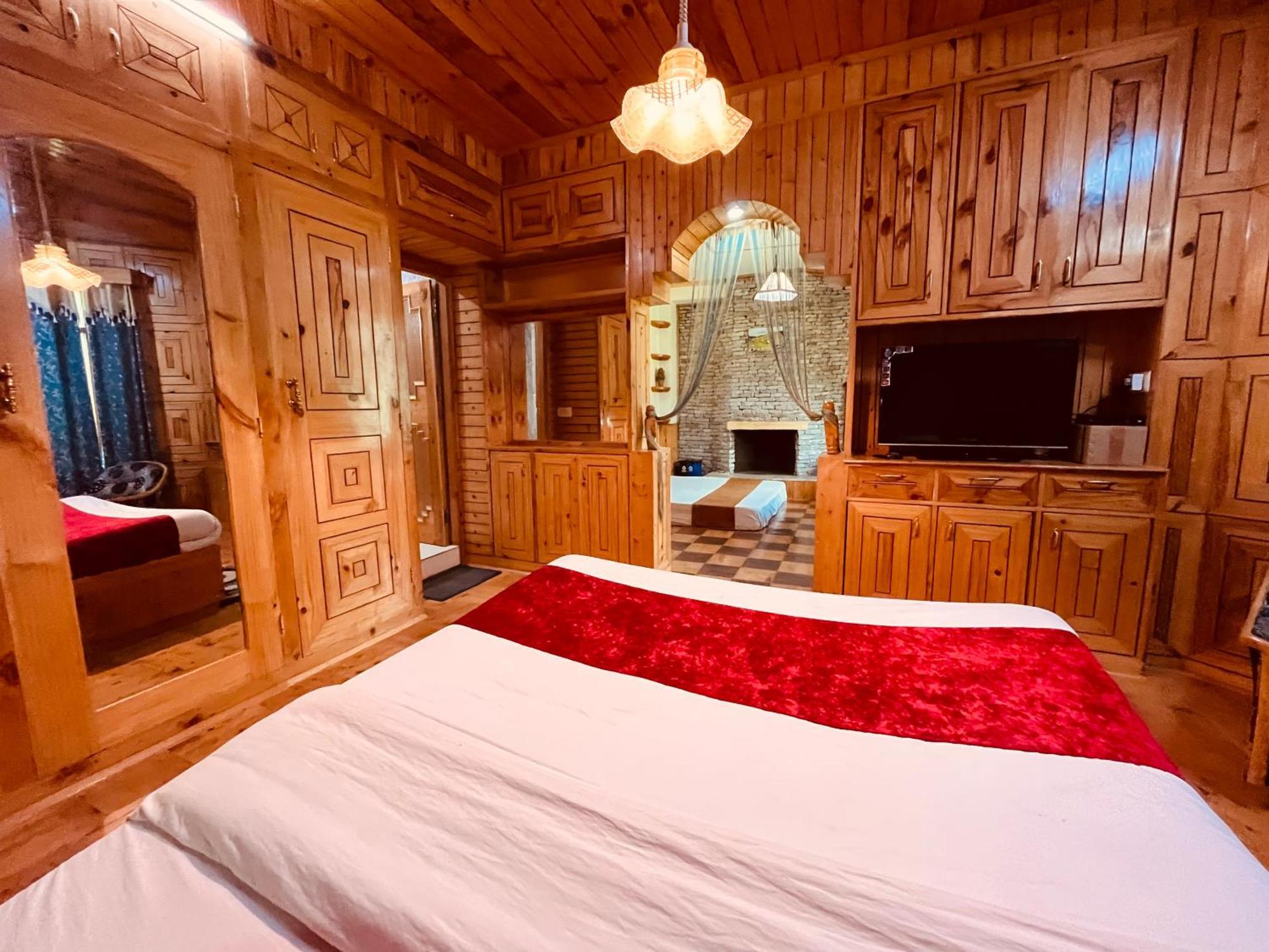 Woods Villa Cottage, Manali Екстер'єр фото