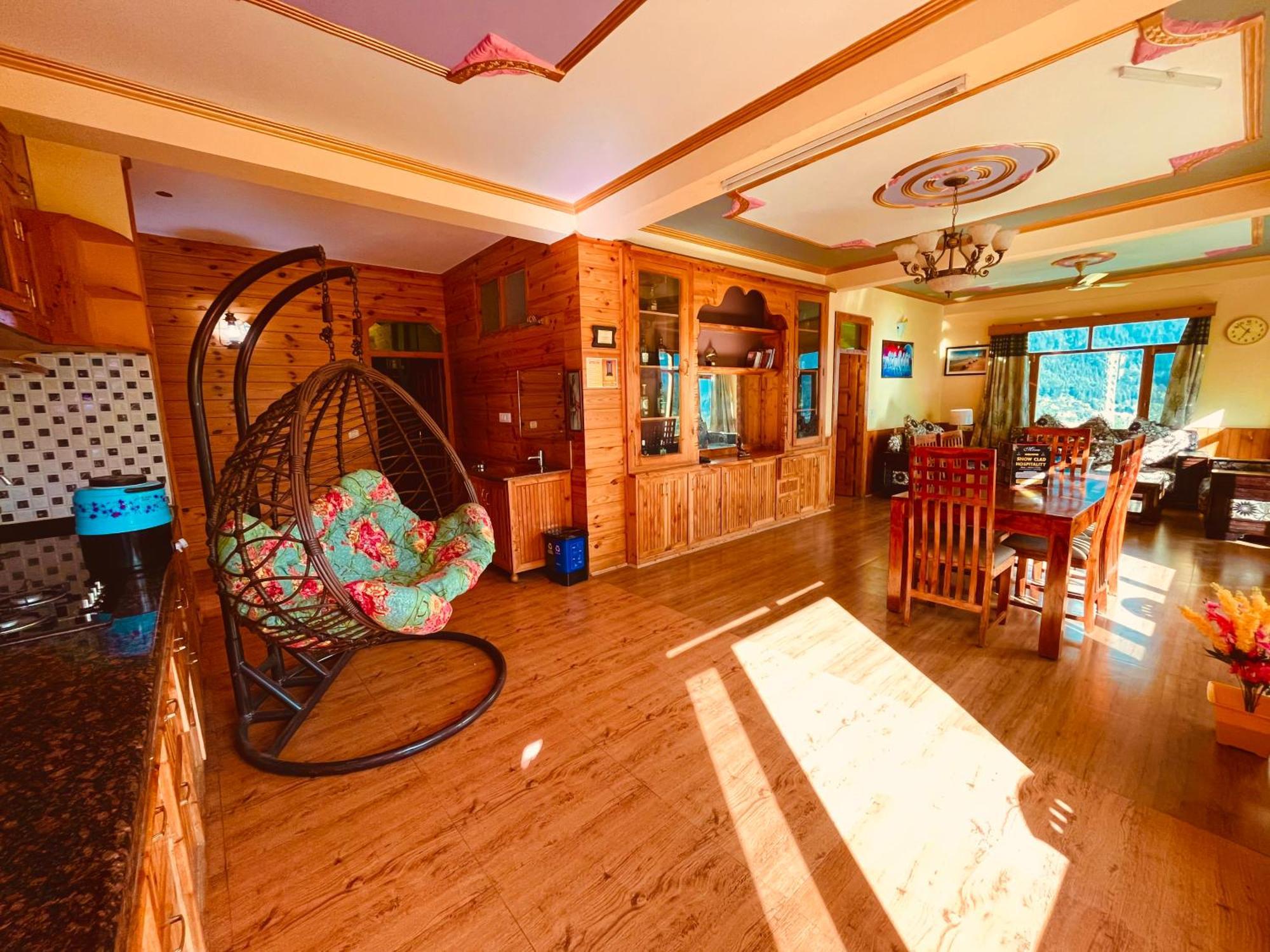 Woods Villa Cottage, Manali Екстер'єр фото