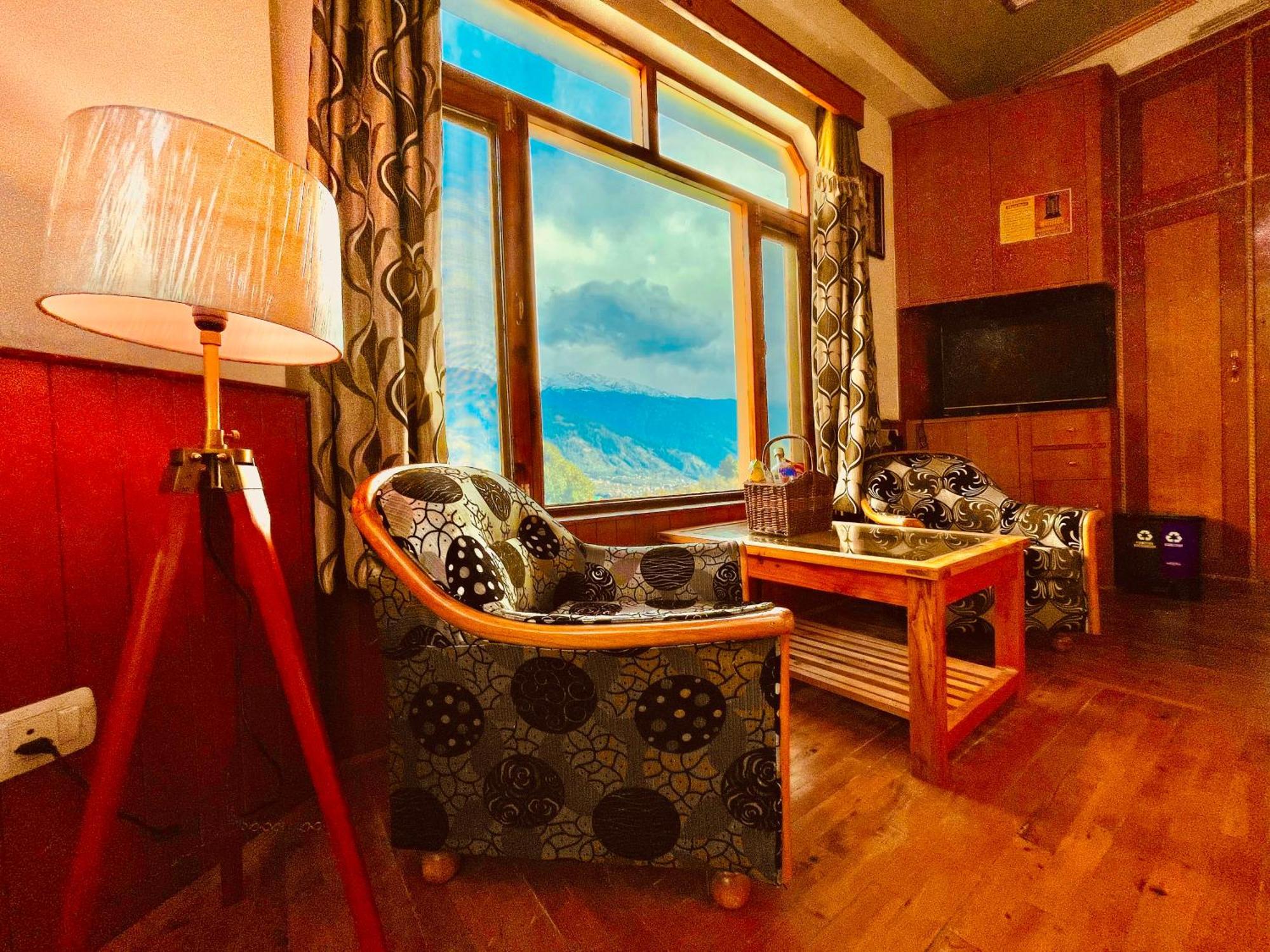 Woods Villa Cottage, Manali Екстер'єр фото