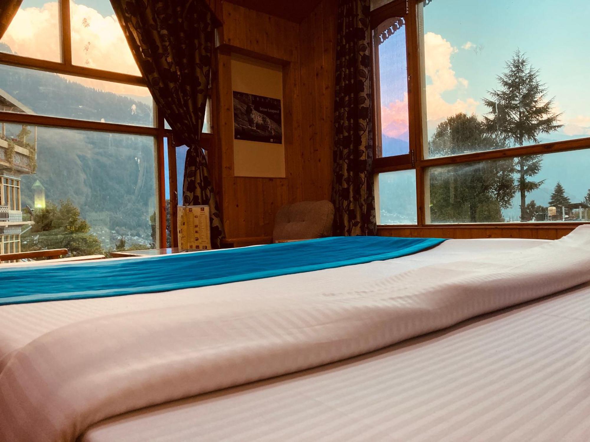 Woods Villa Cottage, Manali Екстер'єр фото