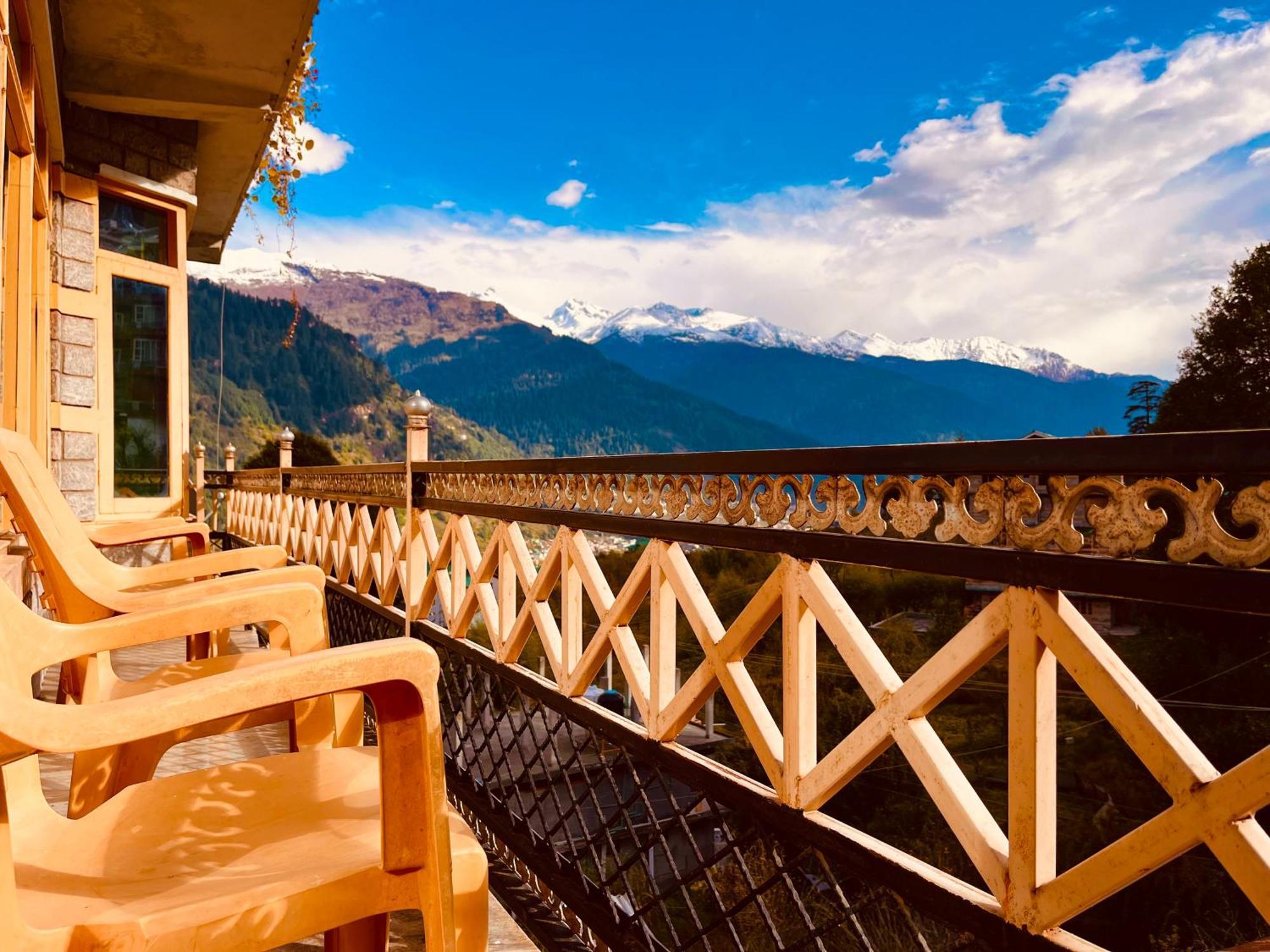 Woods Villa Cottage, Manali Екстер'єр фото