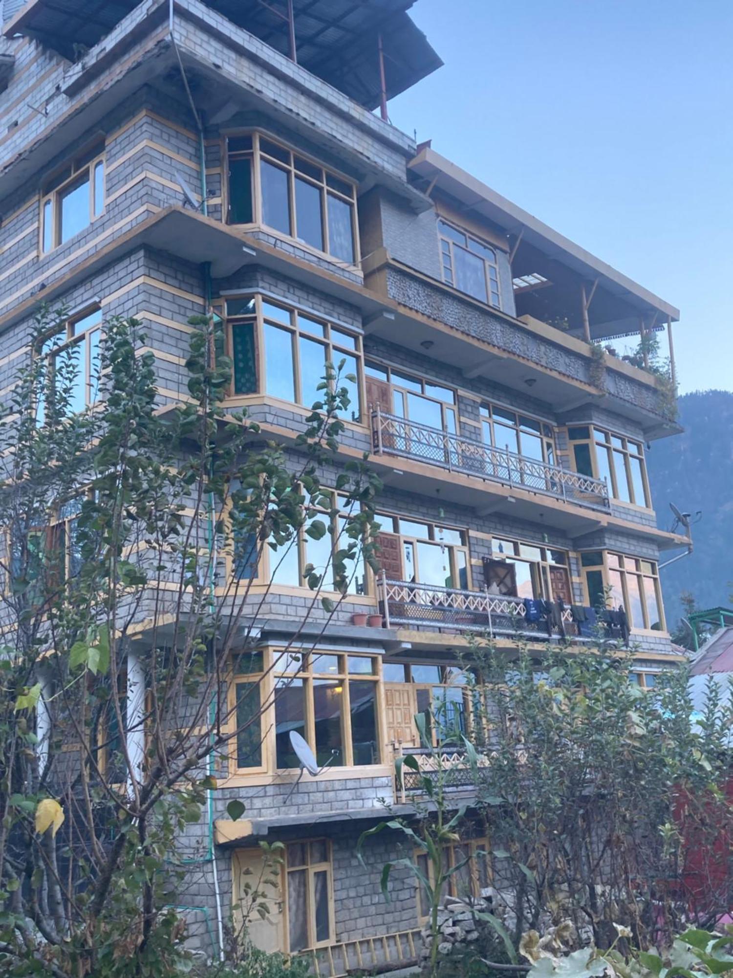 Woods Villa Cottage, Manali Екстер'єр фото
